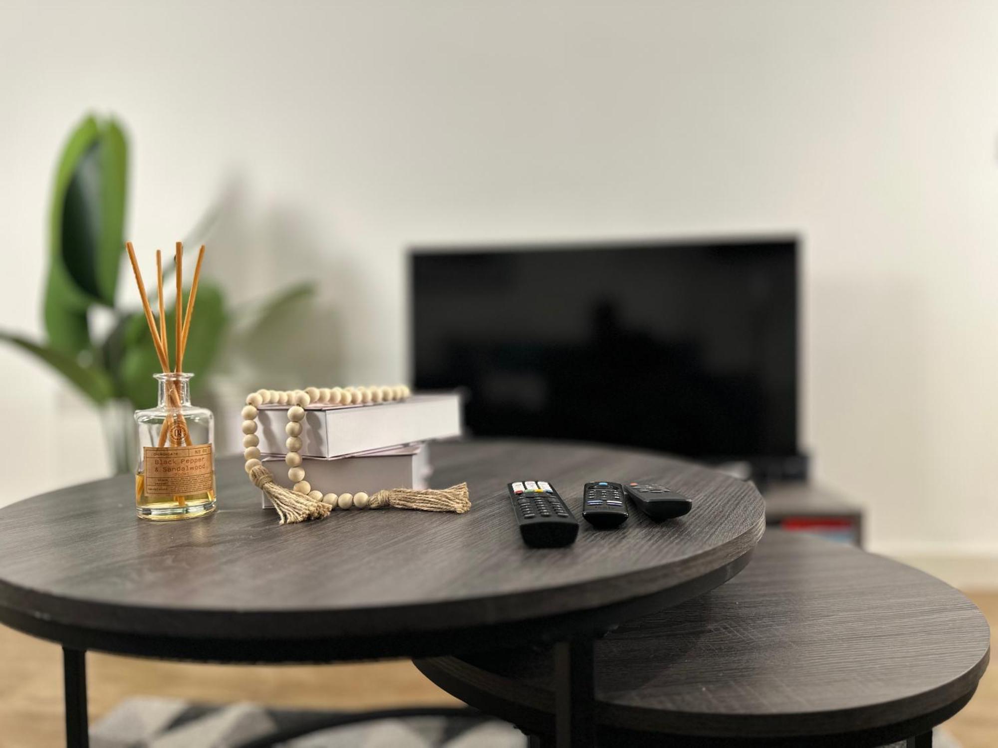 Cozy City Centre Apartment With Free Parking And Free Gym Birmingham Bagian luar foto