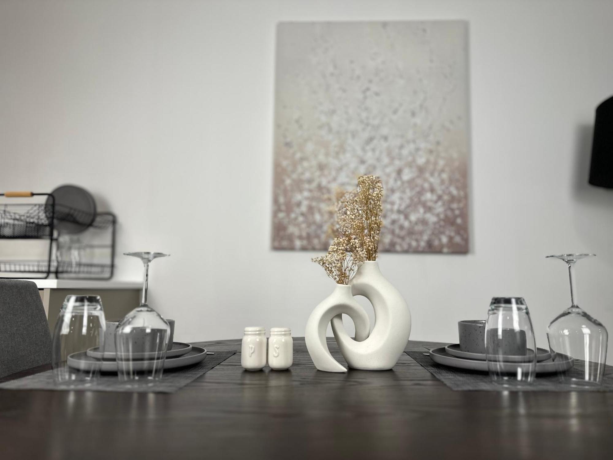 Cozy City Centre Apartment With Free Parking And Free Gym Birmingham Bagian luar foto