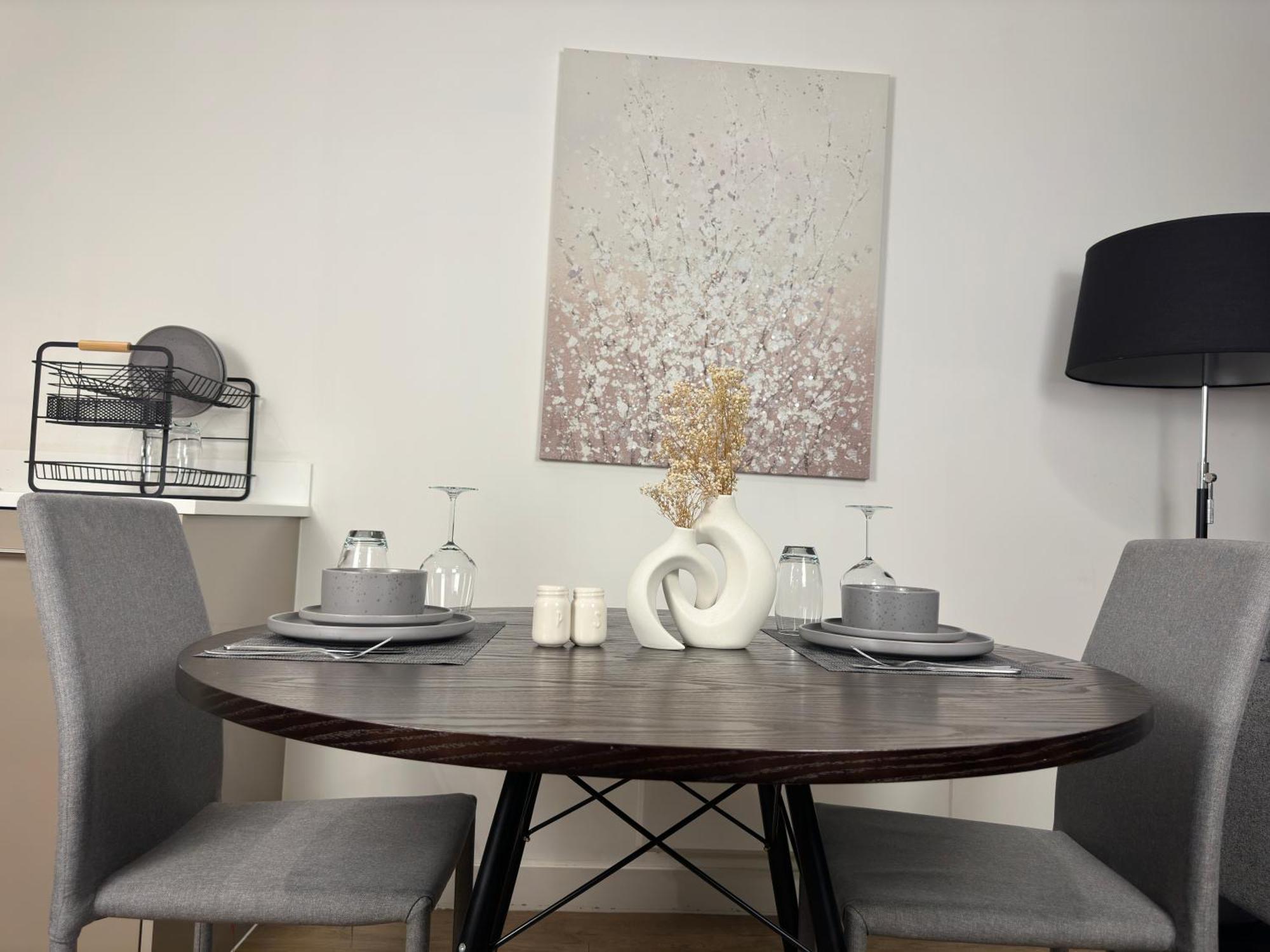 Cozy City Centre Apartment With Free Parking And Free Gym Birmingham Bagian luar foto