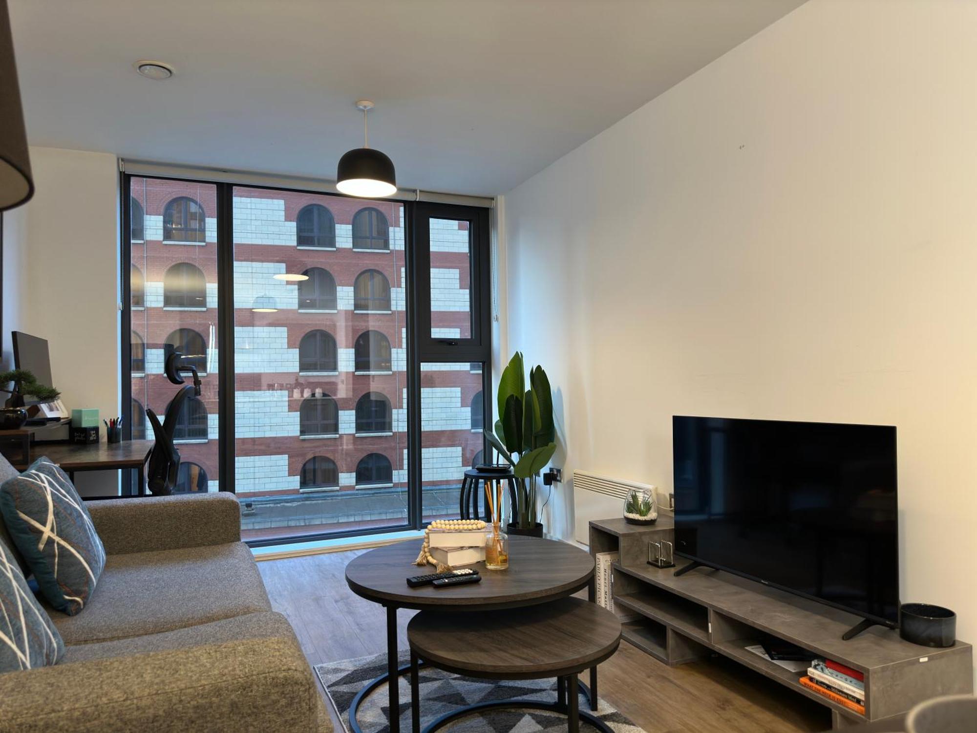 Cozy City Centre Apartment With Free Parking And Free Gym Birmingham Bagian luar foto