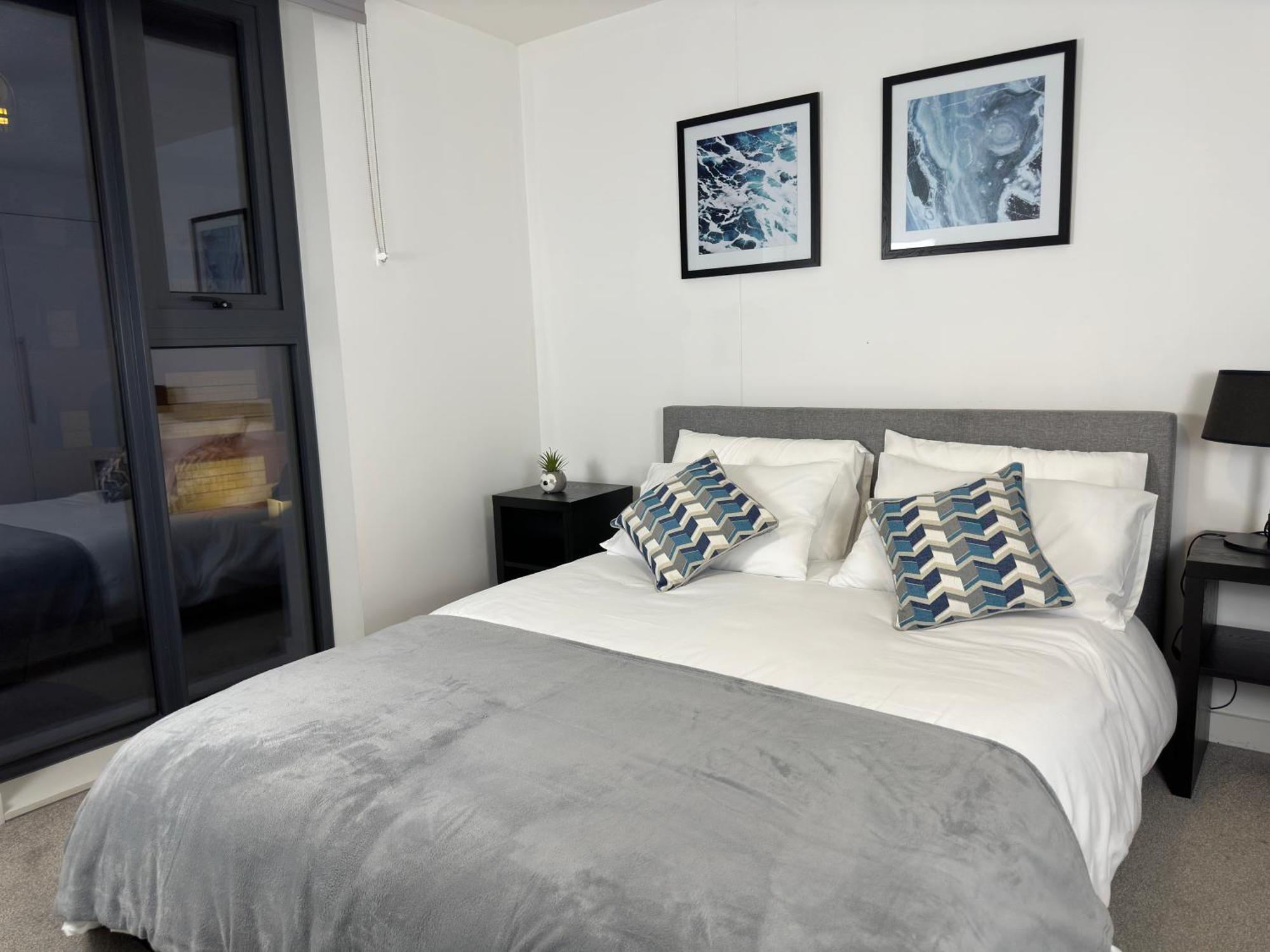 Cozy City Centre Apartment With Free Parking And Free Gym Birmingham Bagian luar foto