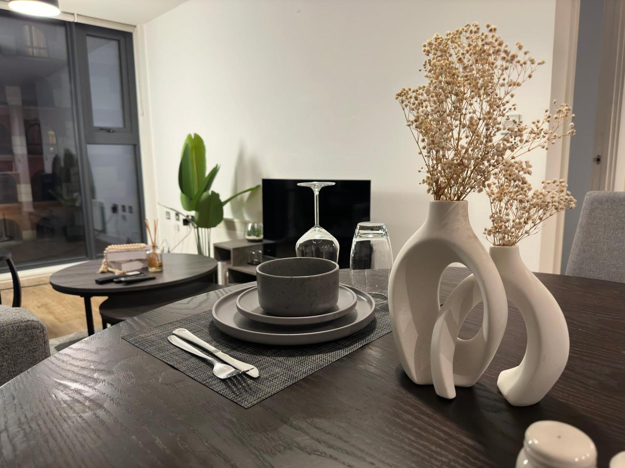 Cozy City Centre Apartment With Free Parking And Free Gym Birmingham Bagian luar foto